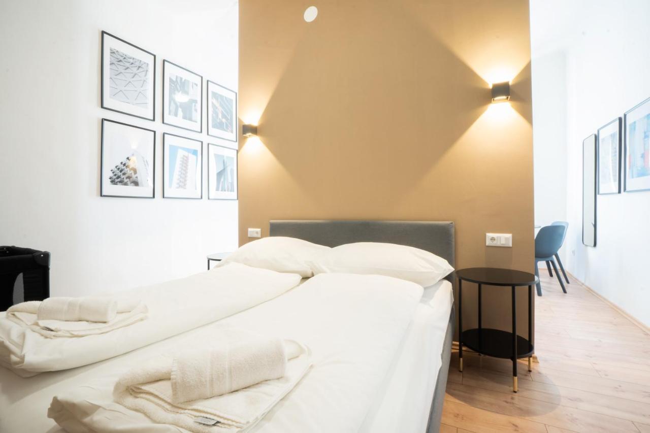 Modern 1-Bedroom Apartment Next To Praterstern Vienna Exterior photo